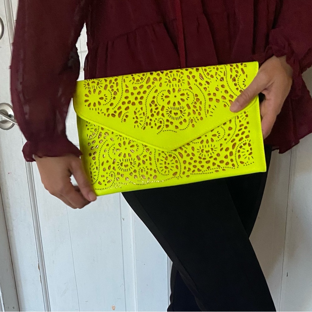 New neon yellow clutch